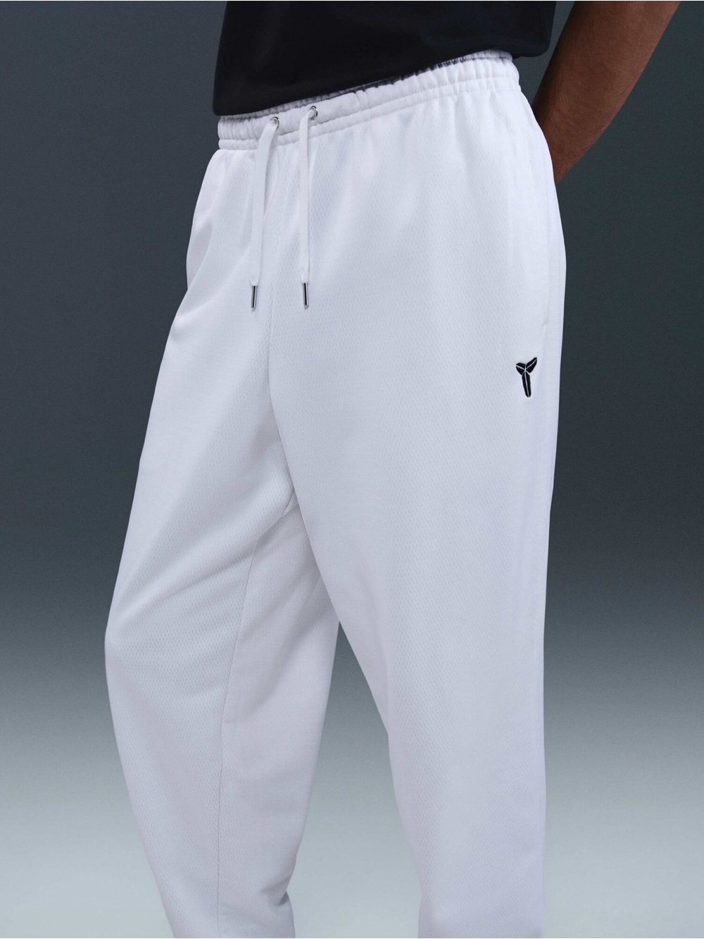 Nike Kobe Therma-FIT White Basketball Jogger Sweatpants Small Athletic Training